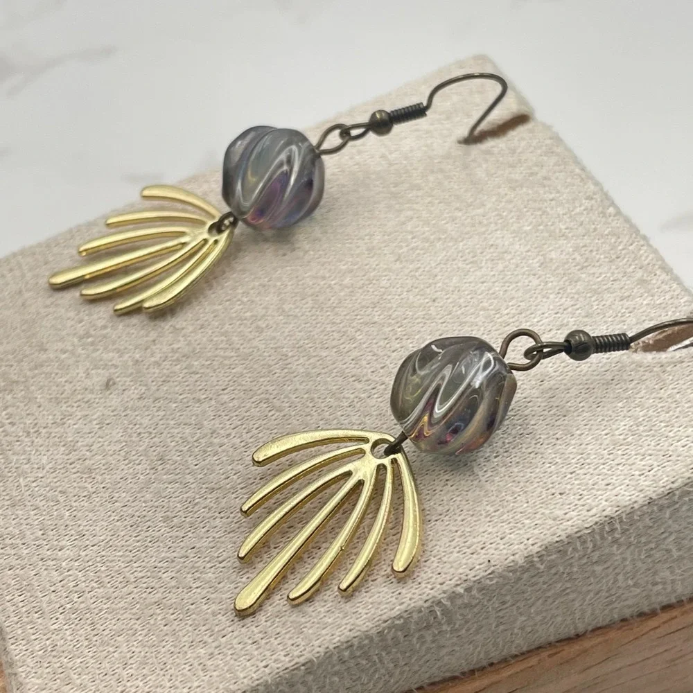 Vintage Silver Tone Filigree Flower Brooch Pin Faux‎ Pearl Center Earrings Retro